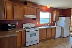 9 Holly Ln, Duluth, MN 55810 - Photo 7