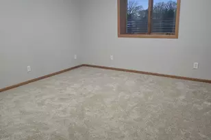 38270 Everett Ave, North Branch, MN 55056 - Photo 33