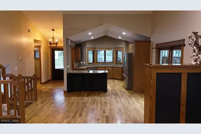 38270 Everett Avenue, North Branch, MN 55056 - Photo 5