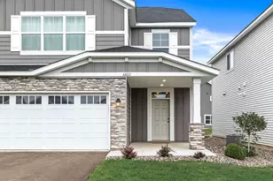 6822 102nd St S, Cottage Grove, MN 55016 - Photo 1