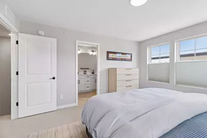 909 Mount Curve Boulevard #A, Saint Paul, MN 55116 - Photo 13