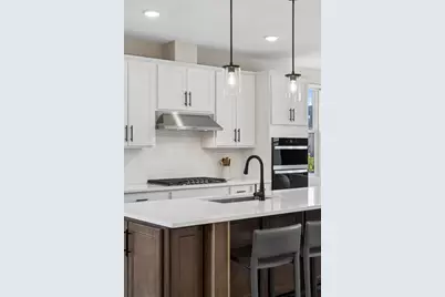 909 Mount Curve Boulevard #A, Saint Paul, MN 55116 - Photo 5