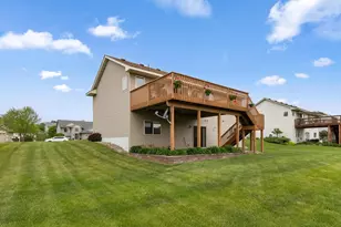 831 Beech Ln S, Annandale, MN 55302 - Photo 3