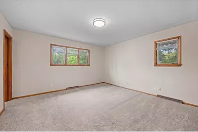 822 Dellwood Street S, Cambridge, MN 55008 - Photo 7