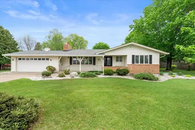 822 Dellwood Street S, Cambridge, MN 55008 - Photo 1