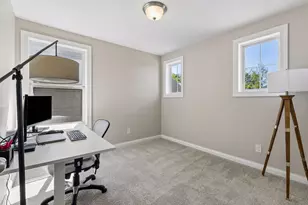 5046 Merrimac Ct N, Plymouth, MN 55446 - Photo 29