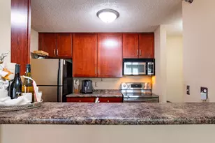 6155 Chasewood Pkwy, Minnetonka, MN 55343 - Photo 9