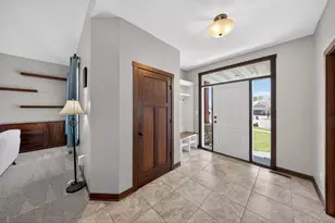 1721 Echo Ridge St SW, Rochester, MN 55902 - Photo 3