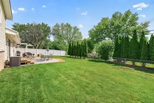 3040 Boone Ave N, New Hope, MN 55427 - Photo 43