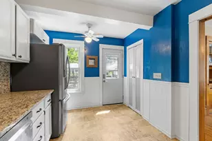 1024 Victoria St N, Saint Paul, MN 55103 - Photo 35