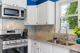 1024 Victoria St N, Saint Paul, MN 55103 - Photo 31
