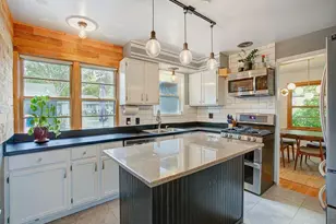 2011 Vincent Ave N, Minneapolis, MN 55411 - Photo 5