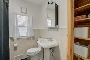 2011 Vincent Ave N, Minneapolis, MN 55411 - Photo 9