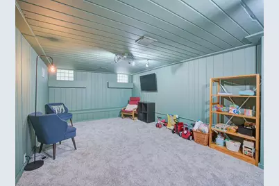 2011 Vincent Avenue N, Minneapolis, MN 55411 - Photo 13