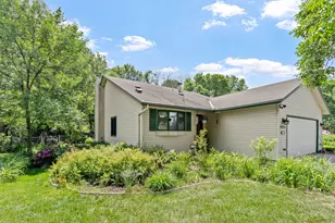 8223 Queen Ave N, Brooklyn Park, MN 55444 - Photo 3