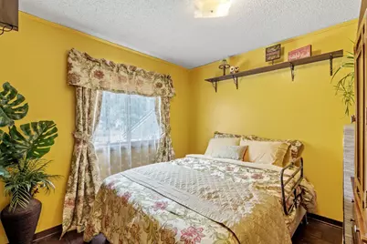 8223 Queen Avenue N, Brooklyn Park, MN 55444 - Photo 17