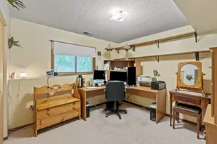 8223 Queen Ave N, Brooklyn Park, MN 55444 - Photo 25