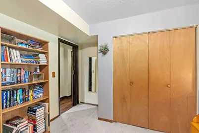 8223 Queen Avenue N, Brooklyn Park, MN 55444 - Photo 27