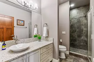 2224 Portico Grn, Wayzata, MN 55391 - Photo 41