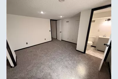 1696 Fremont Avenue, Saint Paul, MN 55106 - Photo 21