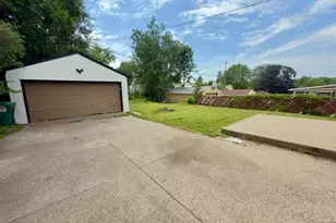 1696 Fremont Ave, Saint Paul, MN 55106 - Photo 3