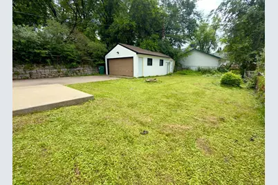 1696 Fremont Avenue, Saint Paul, MN 55106 - Photo 5