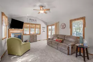 3632 Roosevelt St NE, Saint Anthony, MN 55418 - Photo 9