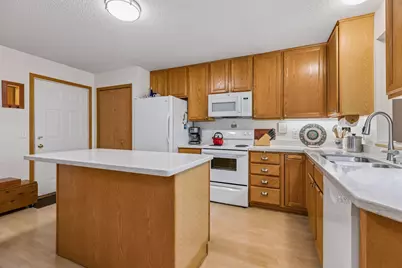 10953 Lexington Drive, Eden Prairie, MN 55344 - Photo 15