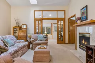10953 Lexington Dr, Eden Prairie, MN 55344 - Photo 11