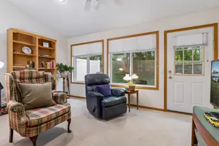 10953 Lexington Dr, Eden Prairie, MN 55344 - Photo 13