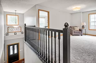 890 Braunworth Ct, Chaska, MN 55318 - Photo 3