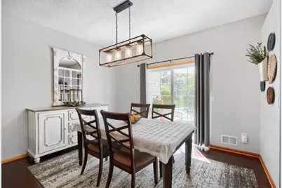 890 Braunworth Court, Chaska, MN 55318 - Photo 7