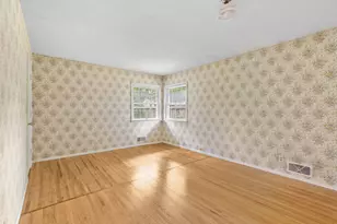 1937 Autumn St, Falcon Heights, MN 55113 - Photo 19