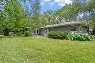 1937 Autumn St, Falcon Heights, MN 55113 - Photo 37