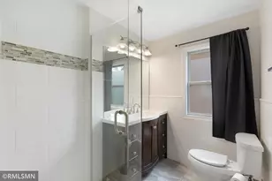 915 Nebraska Ave W, Saint Paul, MN 55117 - Photo 17