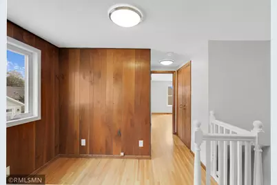 915 Nebraska Avenue W, Saint Paul, MN 55117 - Photo 19