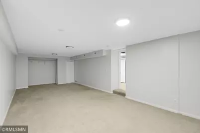 915 Nebraska Avenue W, Saint Paul, MN 55117 - Photo 29