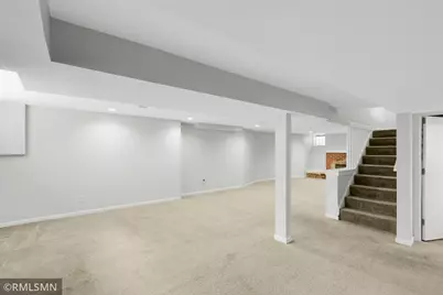 915 Nebraska Avenue W, Saint Paul, MN 55117 - Photo 27