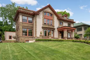 2224 W Lake of the Isles Pkwy, Minneapolis, MN 55405 - Photo 3