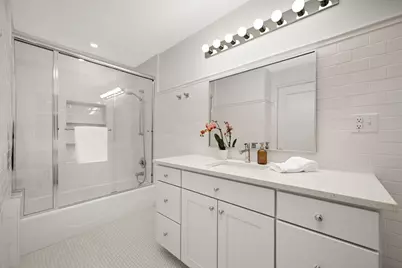 2224 W Lake Of The Isles Parkway, Minneapolis, MN 55405 - Photo 63
