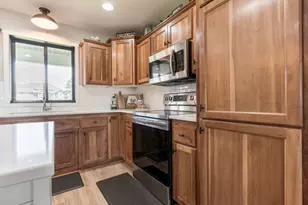 506 E Summit St, Battle Lake, MN 56515 - Photo 21