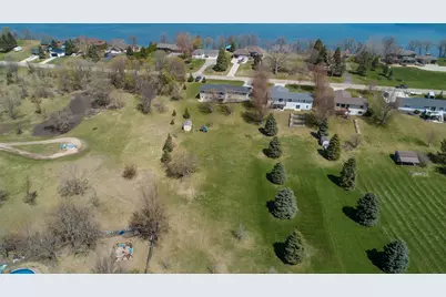 506 E Summit Street, Battle Lake, MN 56515 - Photo 65