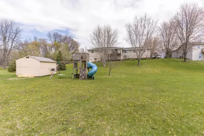 506 E Summit Street, Battle Lake, MN 56515 - Photo 9