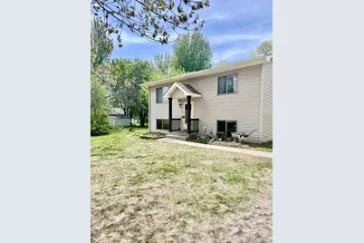 1455 Adams Street S, Cambridge, MN 55008 - Photo 3