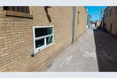 234 Central Avenue N, Valley City, ND 58072 - Photo 3