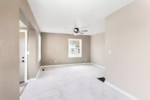 4005 W 9th St, Duluth, MN 55807 - Photo 11