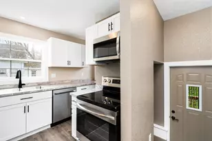 4005 W 9th St, Duluth, MN 55807 - Photo 13