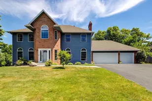 4390 Ithaca Ln N, Plymouth, MN 55446 - Photo 3