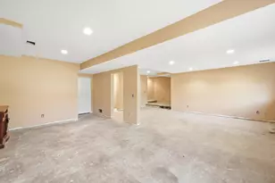 4390 Ithaca Ln N, Plymouth, MN 55446 - Photo 45
