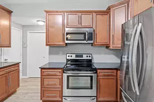 1234 Crystal Pl E, Chaska, MN 55318 - Photo 13